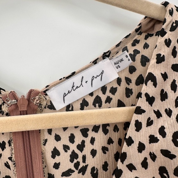 Petal + Pup Leopard Verge Dress Size 4 - Picture 3 of 5